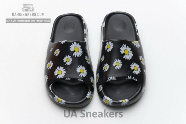 FB6348-16 adidas Yeezy Slide - Image 5