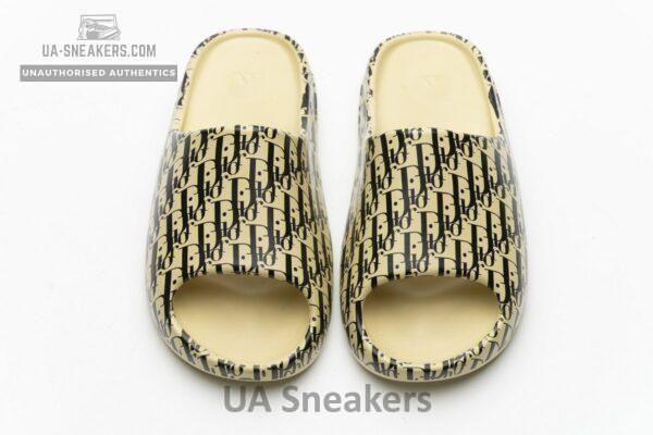 FW6344-5 adidas Yeezy Slide - Image 5