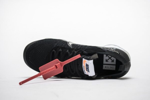 2018 1.0 AA3831-002 Off White x Nike Air VaporMax 2018 'Black White' - Image 9