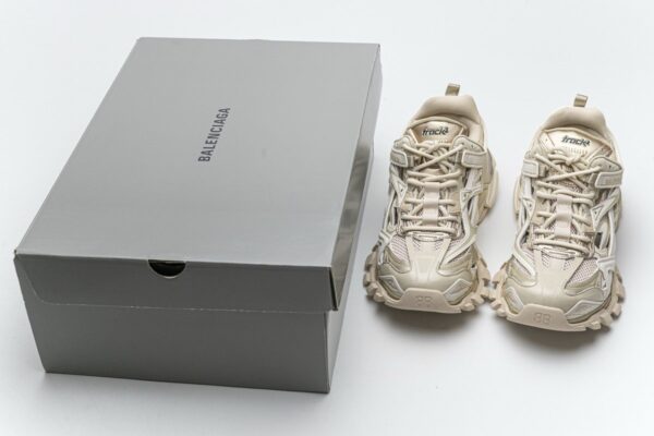 570391 W2GN1 9029 Blenciaga Track 2 Sneaker Khaki - Image 3
