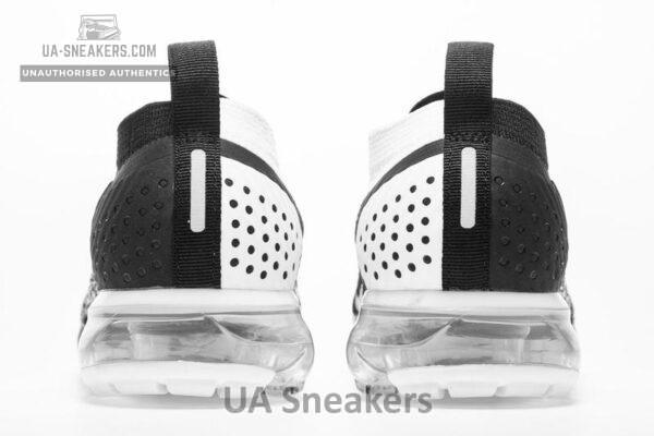 Nike VaporMax 2018 “Black White” 942842-016 - Image 4