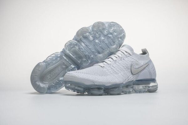 942842-100 Nike Air VaporMax 2018 2.0 ‘White Grey Hook’ - Image 4