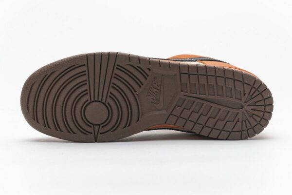 313170-101 Nike Dunk Low Premium SB “Un Hemp” - Image 10