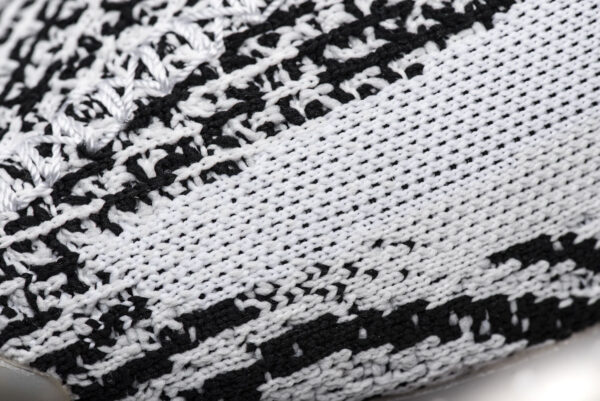 CP9654 adidas Yeezy Boost 350 V2 Zebra - Image 6