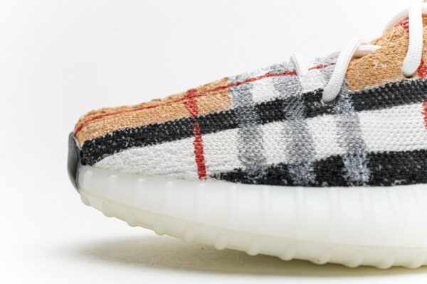 Burberry x Yeezy Boost 350 V2 - Image 9