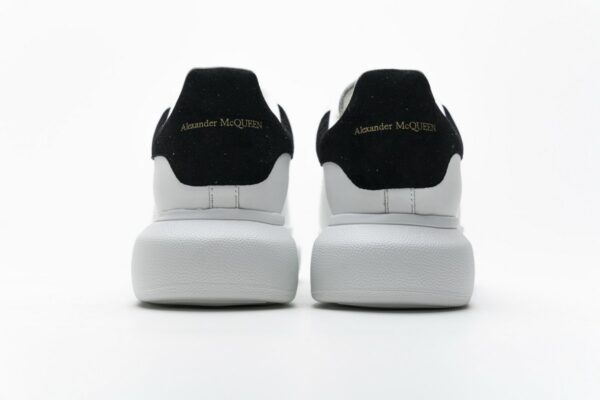462214 WHGP7 9001 Alexander McQueen Sneaker White Black23 - Image 7