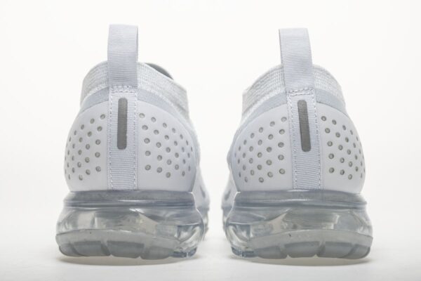 942842-100 Nike Air VaporMax 2.0 White Platinum - Image 4