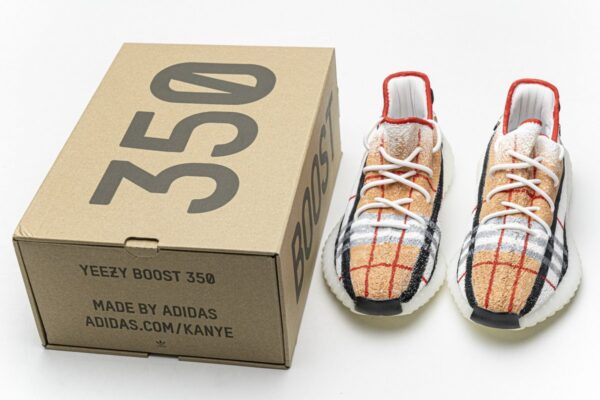 Burberry x Yeezy Boost 350 V2 - Image 3