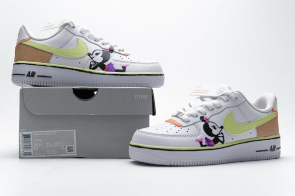 Air Jordan 1 Mid - Image 2