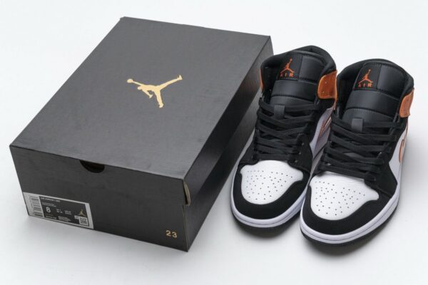 554724-058 Air Jordan 1 Mid Shattered Backboard - Image 4