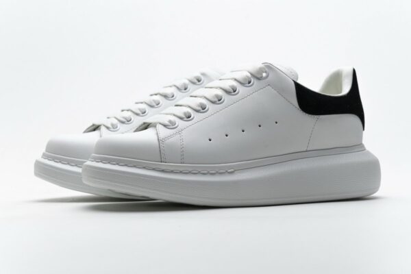 462214 WHGP7 9001 Alexander McQueen Sneaker White Black23 - Image 6