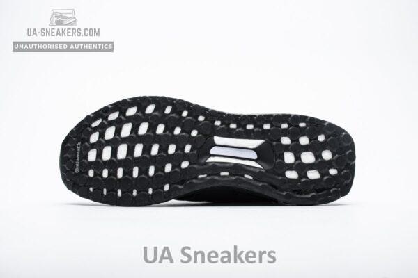 Ultra Boost 4.0 “Black”EH1420 - Image 5