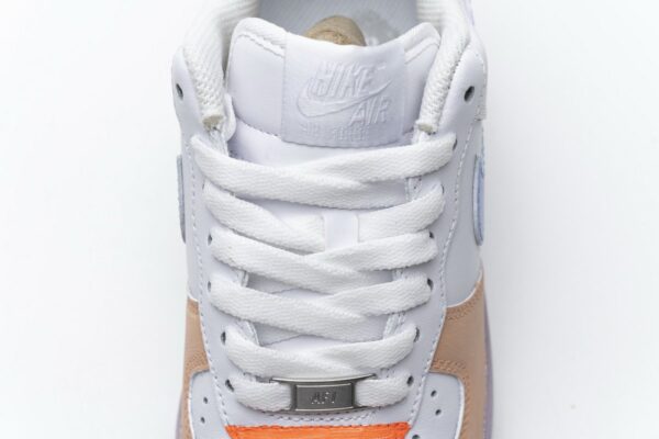 Air Jordan 1 Mid - Image 11
