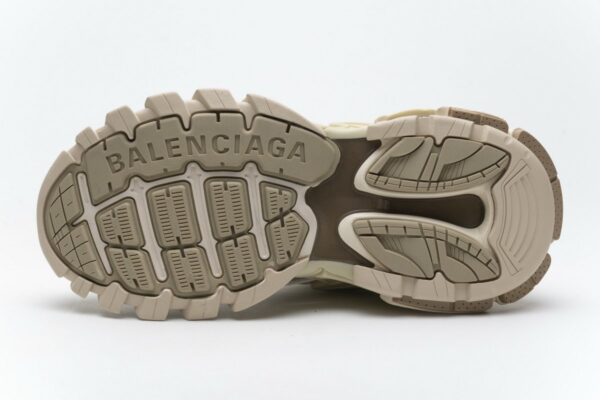 570391 W2GN1 9029 Blenciaga Track 2 Sneaker Khaki - Image 9