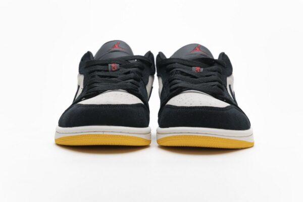 Air Jordan 1 Low University Gold 553558-127 - Image 5