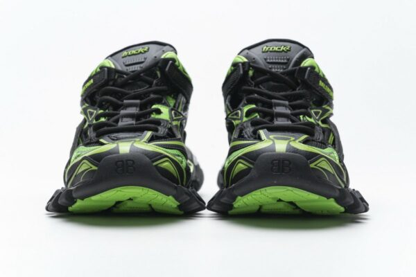 568615 W2GN1 1012 Blenciaga Track 2 Sneaker Black Green - Image 5