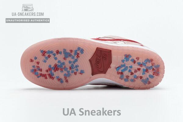 CT2552-800 Strange Love x Nike SB Dunk Low Pro - Image 8