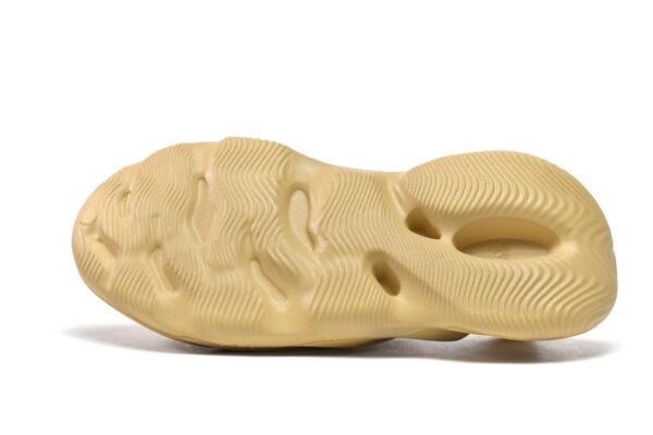 GV6843 adidas Yeezy Foam Runner Desert Sand - Image 8