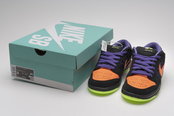 BQ6817-006 Nike SB Dunk Low “Night Of Mischief” - Image 2
