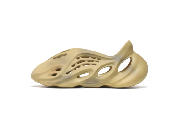 GV6843 adidas Yeezy Foam Runner Desert Sand