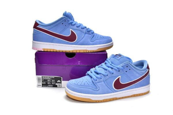 Nike SB Dunk Low Philadelphia Phillies - Image 4