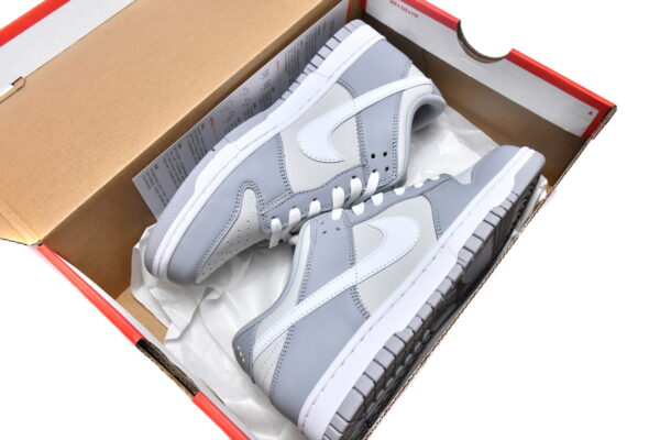 Nike Dunk Low Retro - Image 3