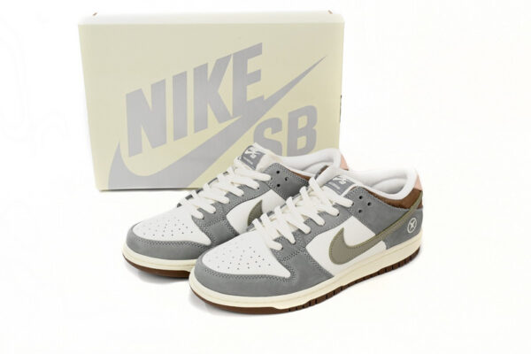 Yuto Horigome × Nike Dunk SB Low Champion Co Branding - Image 3